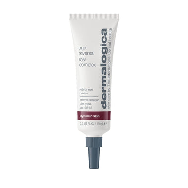 Eine weiße Tube AGE Reversal Eye Complex, eine Anti-Aging-Retinol-Augencreme mit grauer Kappe für dynamische Haut, 0,5 fl oz (15 mL).
