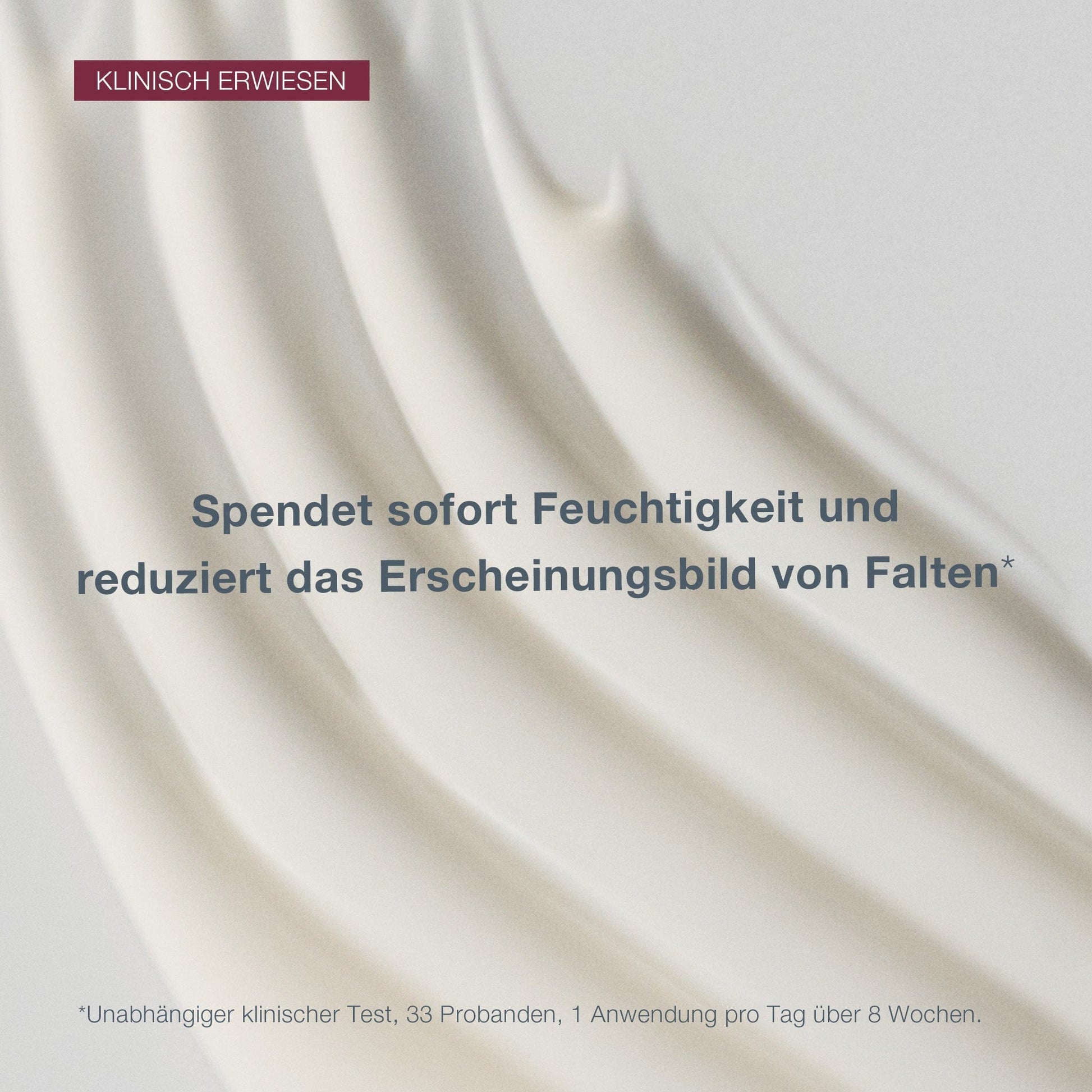 Eine Nahaufnahme von Dynamic Skin Recovery SPF50, einer weißen, cremigen Substanz