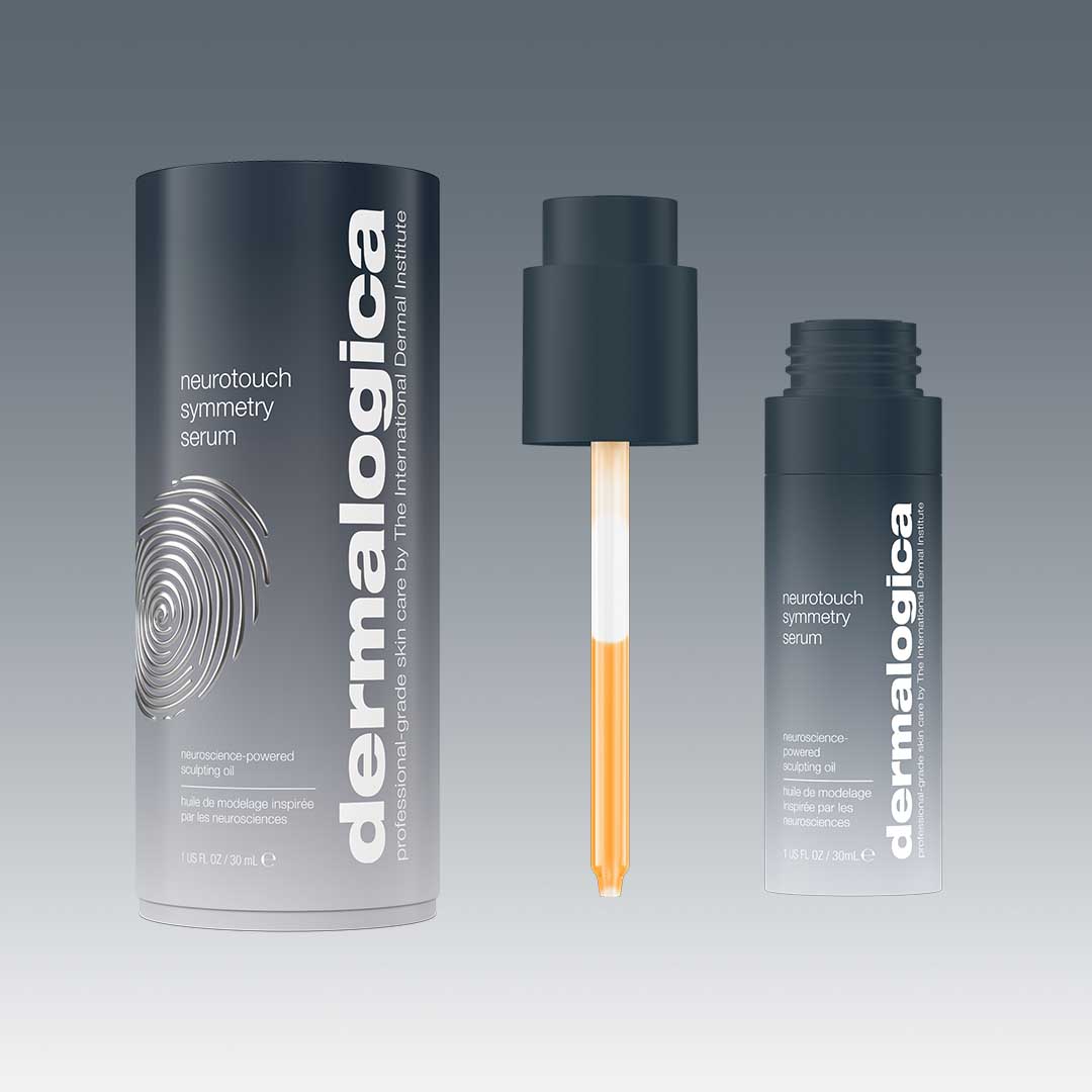 El suero NeuroTouch Symmetry contiene el cuidado de neuropéptidos para los contornos faciales en un paquete cilíndrico (botella de suero y gotero con líquido naranja), perfecto para el cuidado específico de los contornos faciales.