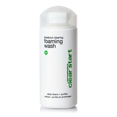 Eine Flasche Breakout Clearing Foaming Wash