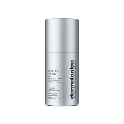 Eine silberne Flasche „Dermalogica Smart Eye Density Serum“, 0,5 fl oz (15 ml), mit einer biointelligenten Augenserum-Formel mit Growth Factor Complex, die darauf ausgelegt ist, die Hautdichte der Augenpartie zu verbessern. Die Produktdetails sind auf der Vorderseite aufgedruckt.