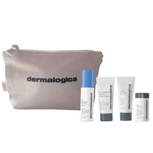 Eine beigefarbene Dermalogica Kosmetiktasche (4 Minis + Tasche im Wert von 49€) mit vier Mini-Pflegeprodukten: zwei Tuben (eine davon ist das Special Cleansing Gel), ein Stick und eine Flasche, die vorne ausgestellt sind.